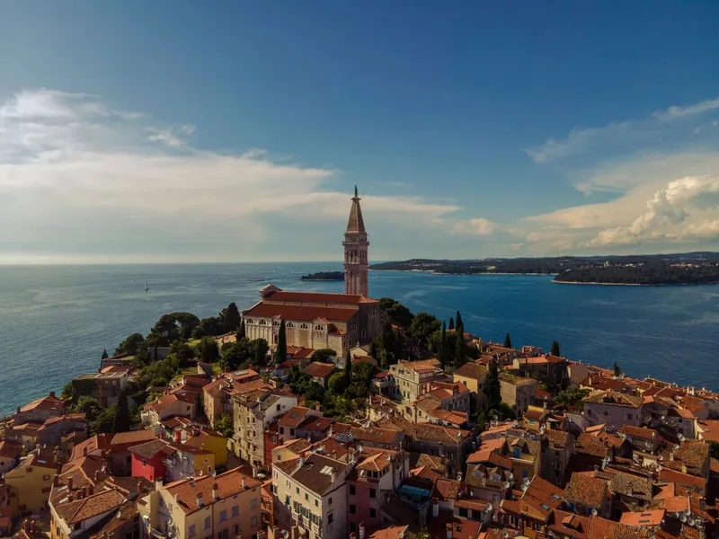 Stari grad Rovinj iz zraka
